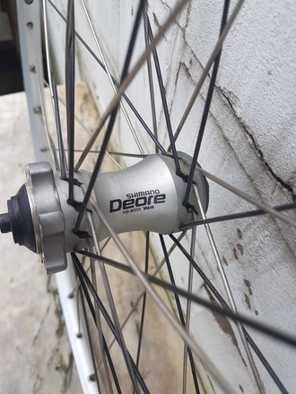 Vorderes Laufrad 26" Mavic mit Deore-Nabe und Disc-Aufnahme
