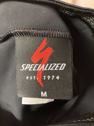 Specialized leg warmer