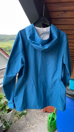Vaude Damen Regenjacke Lierne Gr.42 (L) NEU