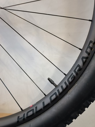 DT Swiss Hollowgram Carbon Laufradsatz 29 Zoll 148 12 mm