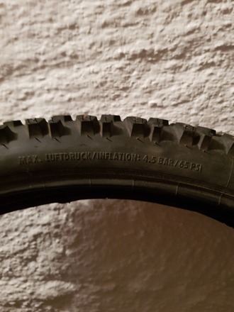 Continental 34-559 Spike Claw 240 26x2.1 Spikereifen