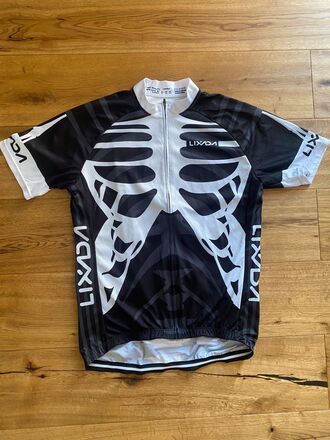 Rennrad Kleidung in XL-2XL + Helm, Schuhe, Trikots uvm.