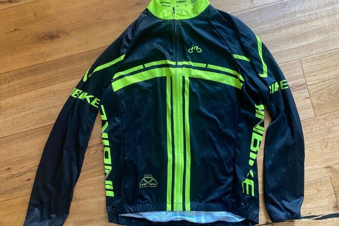 Rennrad Kleidung in XL-2XL + Helm, Schuhe, Trikots uvm.