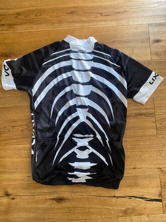 Rennrad Kleidung in XL-2XL + Helm, Schuhe, Trikots uvm.