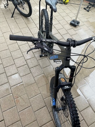 Santa Cruz Bronson C R-Kit Größen: L/XL Hammerpreis