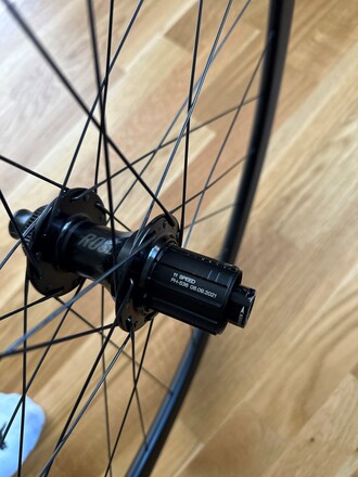 Rose R Thirty Rennrad Satz