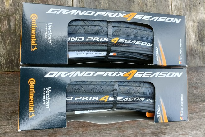Continental Grand Prix 4season 700x23C