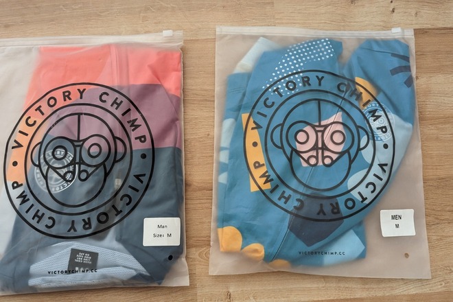 Victory Chimp Papercuts-Trikot, Herren Größe M