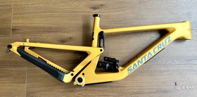 2022 Santa Cruz Bronson CC-Rahmen (Größe L)
