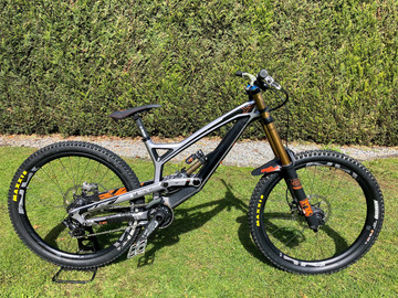 vente: YT Tues Pro Race 2017 27.5“