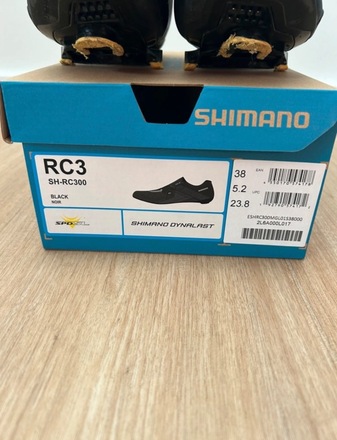 Shimano Radschuhe neu