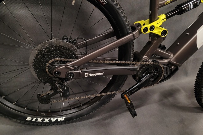 HUSQVARNA LIGHT CROSS LC 2