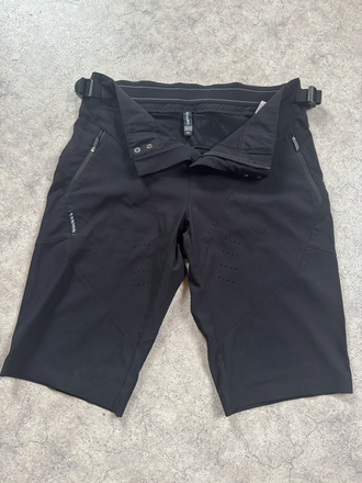 Canyon MTB Hose Short Gr. M 