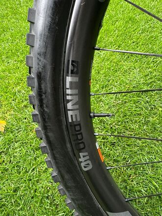 Bontrager Line Pro 40