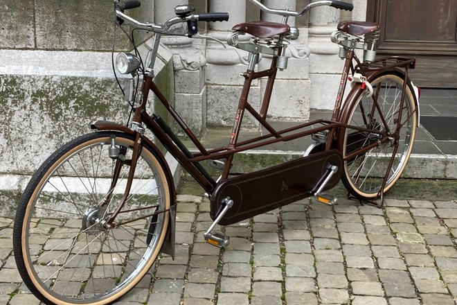 Peugeot Tandem sportlich Vintage Top  €49.- Ticket