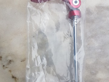 verkaufen: Originalverpackter Schnellspanner "Novatec"