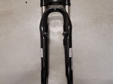 verkaufen: Suntour M3010 700C Federgabel V-Brakes Coil 1 1/8 QR Neu