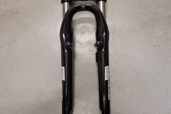 verkaufen: Suntour M3010 700C Federgabel V-Brakes Coil 1 1/8 QR Neu