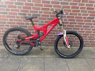 sell: INTENSE M6 Downhill Race Mountainbike 26“