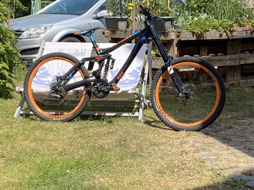 vendita: Ghost DH 7000 Fully Marzocchi Bomber Doppelbrücke