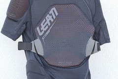 vendita: Kinder Protektorenjacke Leatt 3DF Airfit Lite Body Tee