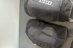 verkaufen: ION K-Pact Zip Knieprotektoren schwarz XL