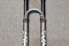 verkaufen: Fox Float 36 29/27,5+ Performance 150mm 2023 Grip BLK E-BikeNeu
