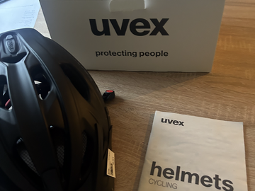 verkaufen: Fahrradhelm uvex "stico cc black matt" 56-61cm - NEU & UNGETRAGEN