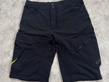 verkaufen: GORE MTB Hose Short schwarz Gr. M